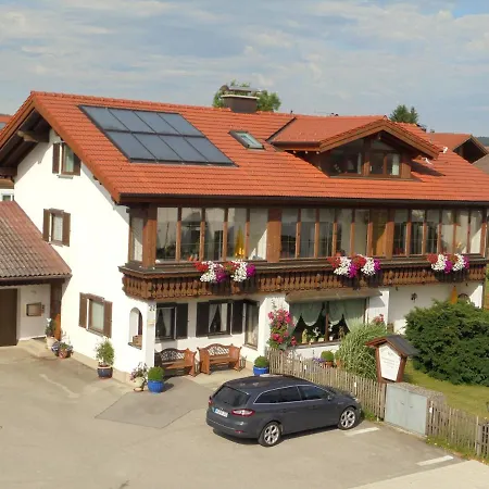 Haus Schmoelz Allgaeu * ホプフェラウ